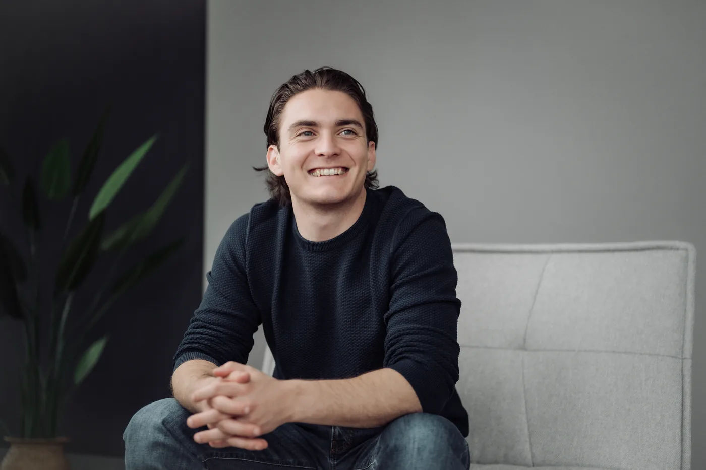 Paul Schachner, Webdesigner aus Lustenau, präsentiert Webdesign-Trends 2026 für Vorarlberger KMUs